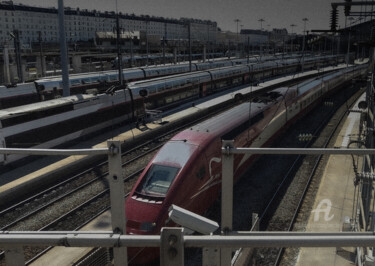 Depuis un pont ferroviaire à la méridienne