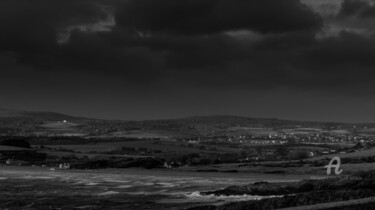 Tempête au pied du Menez Hom